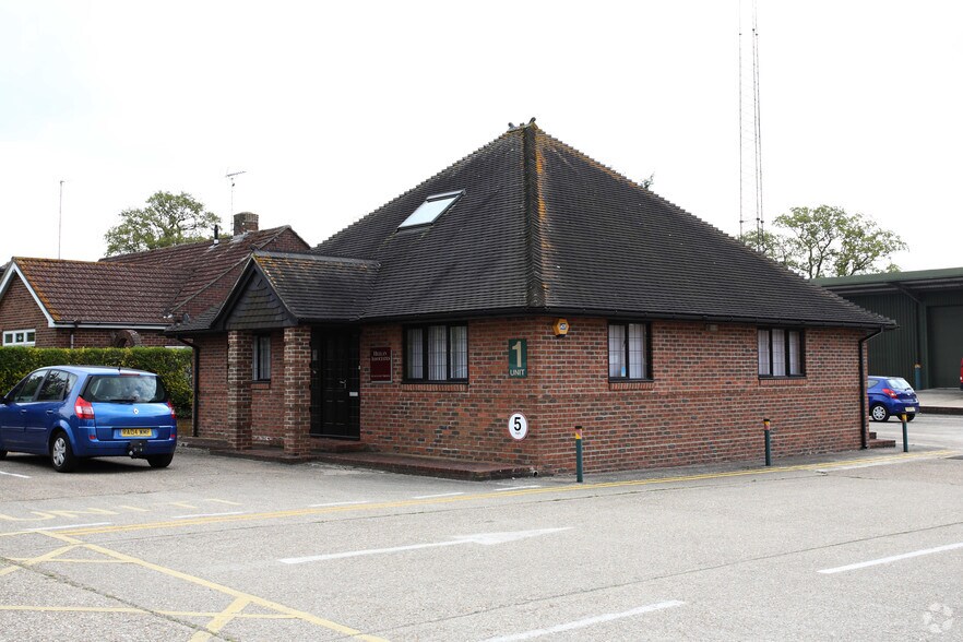 Soake Rd, Denmead à louer - Photo principale – Image 1 sur 3