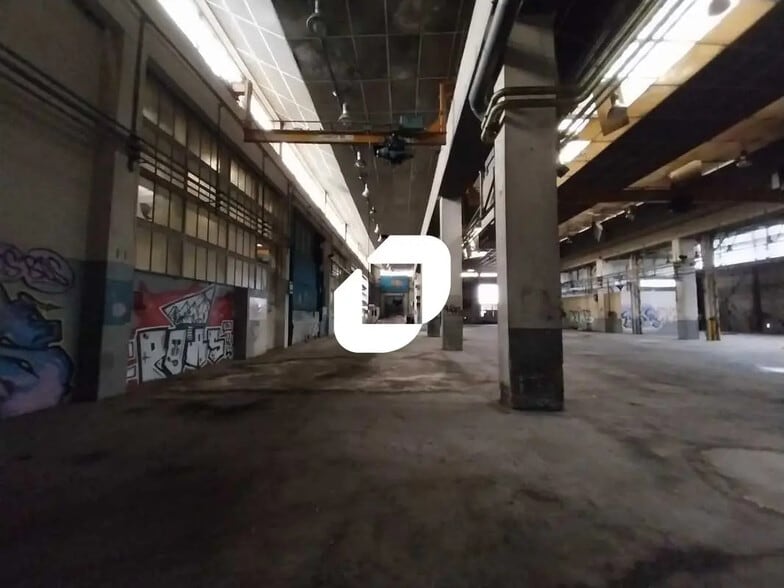 1 Rue De Montrond, Givors à louer - Photo de l’immeuble – Image 2 sur 17