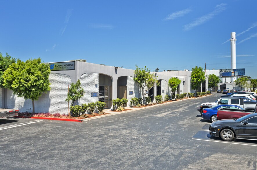 12563-12575 Crenshaw Blvd, Hawthorne, CA à louer - Photo de l’immeuble – Image 3 sur 6