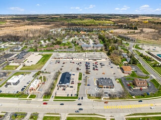 Plus de détails pour 1520-1566 E Sumner St, Hartford, WI - Local commercial à vendre