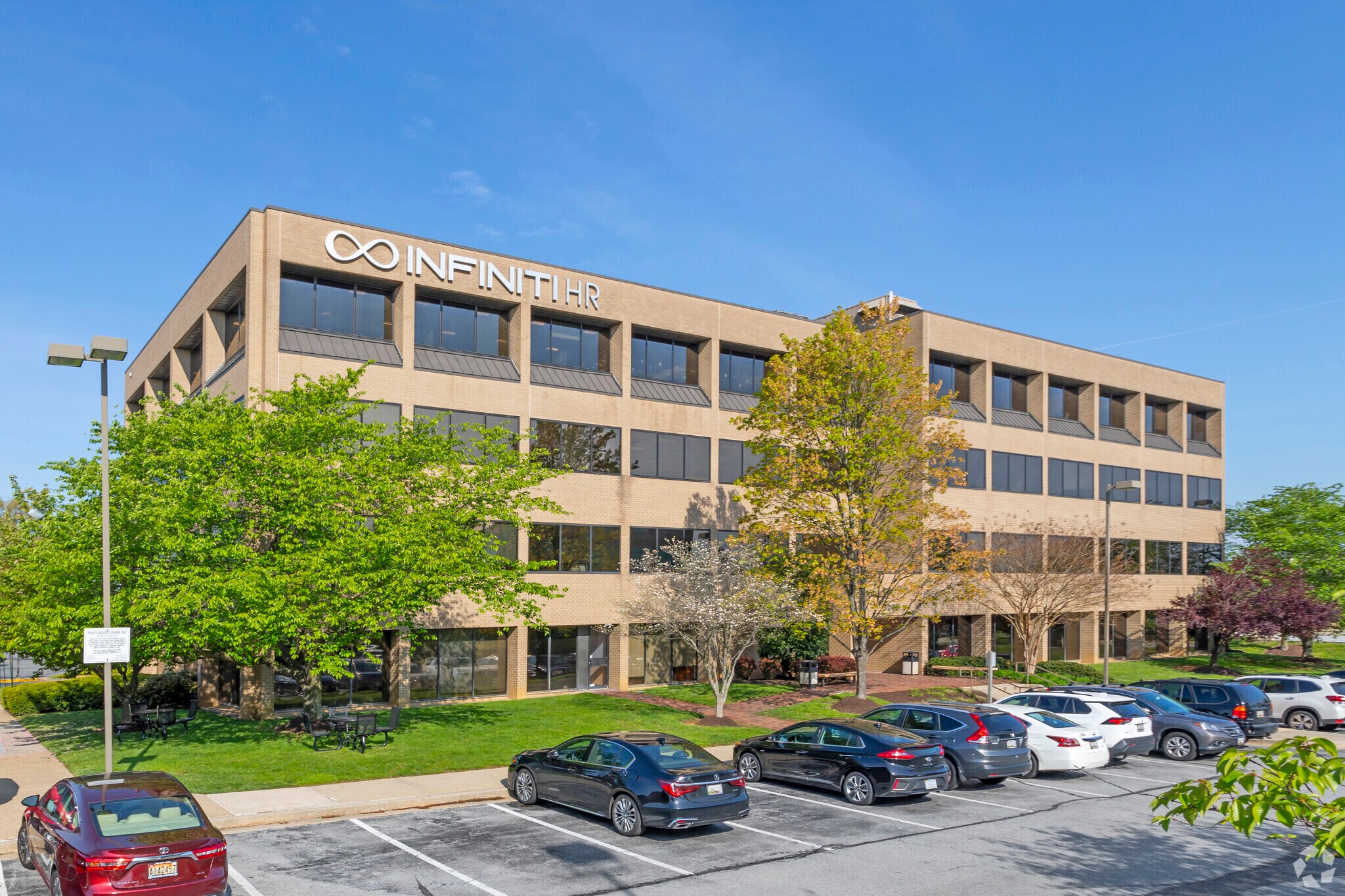 3905 National Dr, Burtonsville, MD à louer Photo principale– Image 1 sur 6