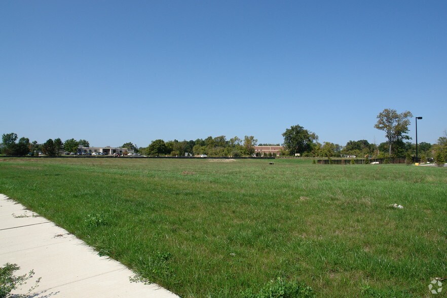 6831 S State Rd, Saline, MI à louer - Photo de l’immeuble – Image 2 sur 4