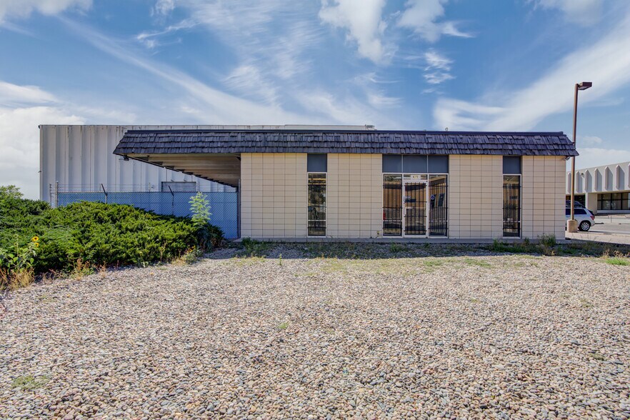 675 Elkton Dr, Colorado Springs, CO à vendre - Photo de l’immeuble – Image 2 sur 77