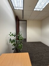 11492 Bluegrass Pky, Louisville, KY à louer Photo intérieure– Image 2 sur 2