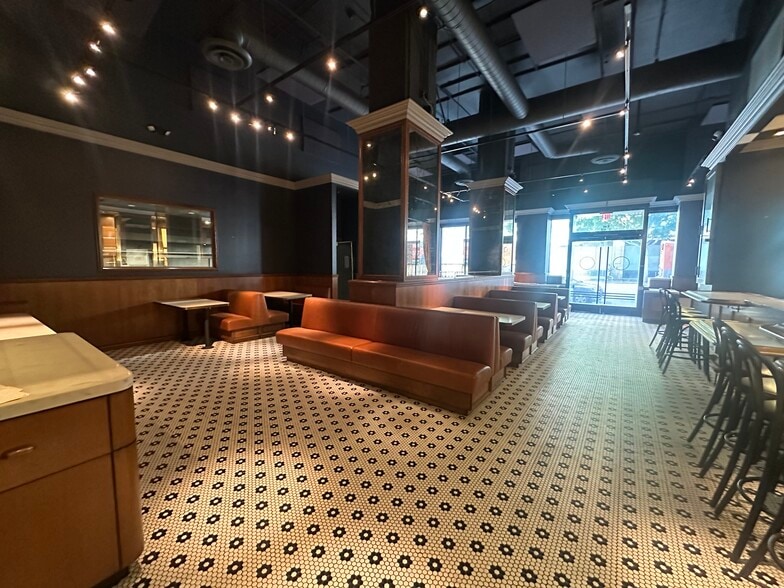 1680 N Vine St, Hollywood, CA à louer - Photo de l’immeuble – Image 2 sur 23