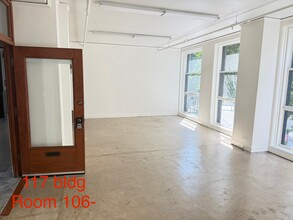 101-117 W 9th St, Los Angeles, CA à louer Photo de l’immeuble– Image 1 sur 4