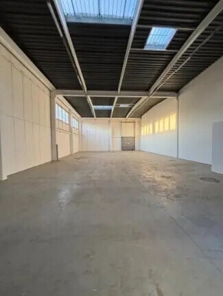 Plus de détails pour Industriel/Logistique à louer