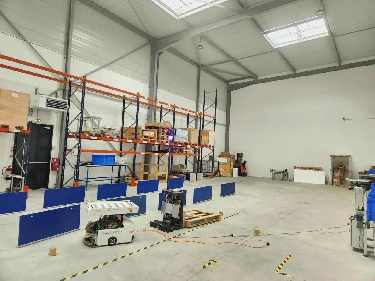 Local d’activités dans Sucy-en-Brie à louer Photo intérieure– Image 1 sur 23