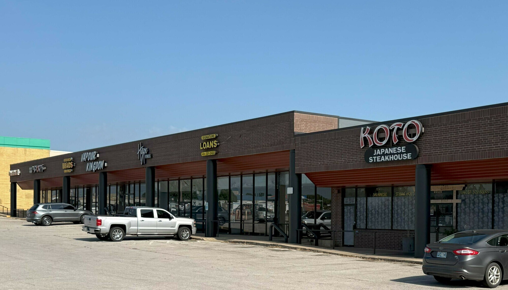 2203-2205 W Main St, Norman, OK à louer Photo de l’immeuble– Image 1 sur 8