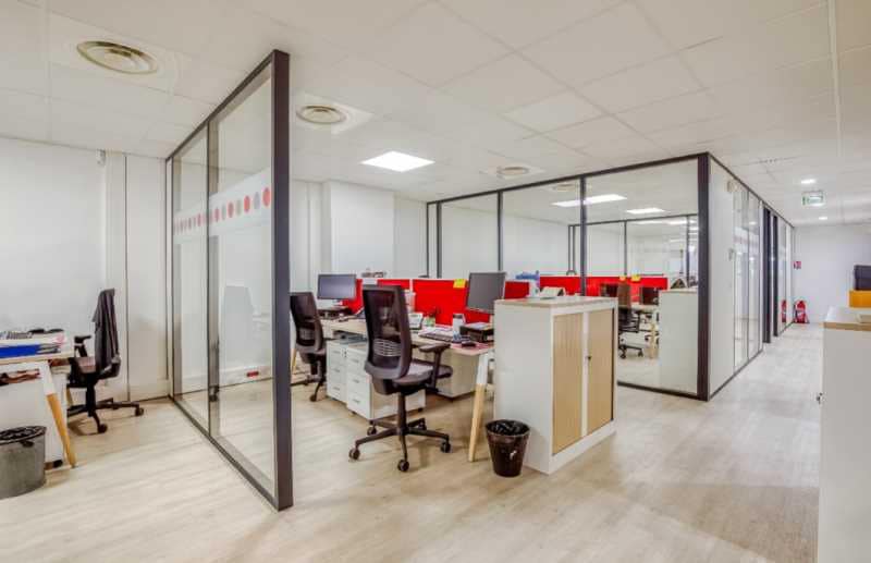 141 Bis Rue De Saussure, Paris à louer Photo intérieure– Image 1 sur 12