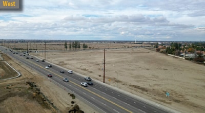 NEC Panama Lane & Gosford Road, Bakersfield, CA - VUE AÉRIENNE  vue de carte - Image1