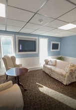 1047 Falmouth Rd, Hyannis, MA à louer - Vidéo sur l’annonce professionnelle 