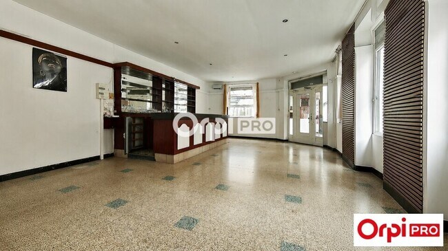 Plus de détails pour Local commercial à vendre