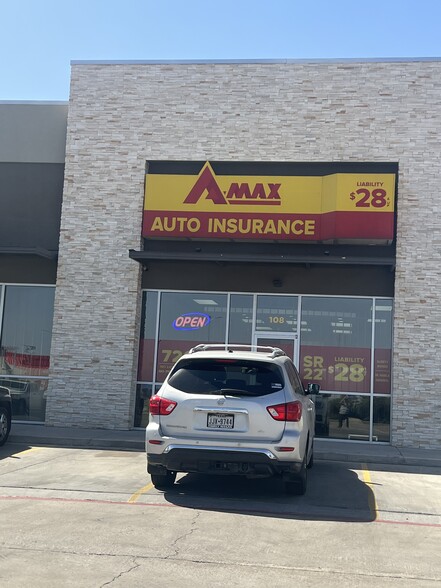 2419 E Saunders St, Laredo, TX à louer - Photo de l’immeuble – Image 2 sur 9