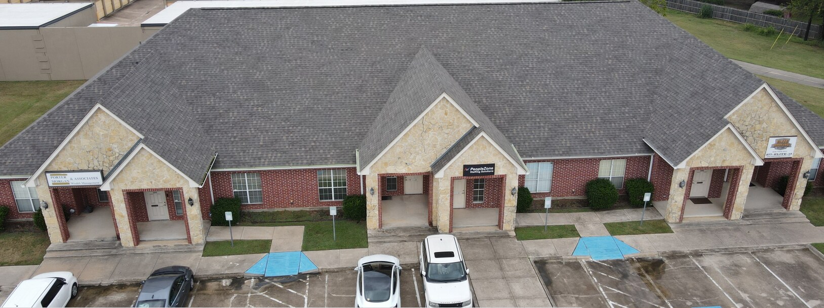 5587 Davis Blvd, North Richland Hills, TX à louer Photo de l’immeuble– Image 1 sur 5