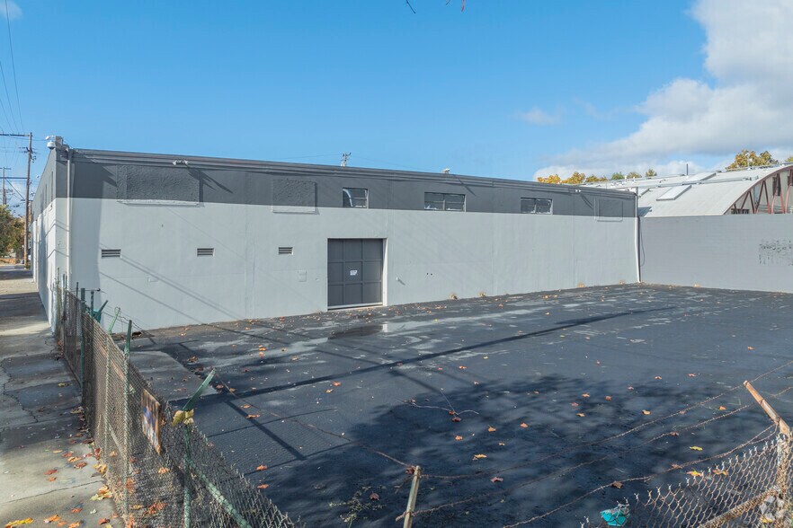 1680 14th St, Oakland, CA à louer - Photo de l’immeuble – Image 3 sur 10