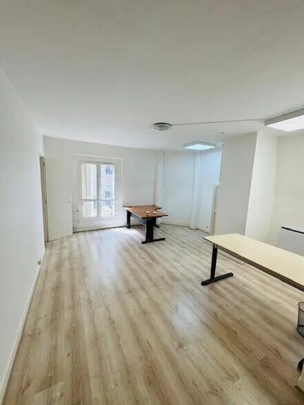 Bureau dans Paris à louer - Photo de l’immeuble – Image 3 sur 3