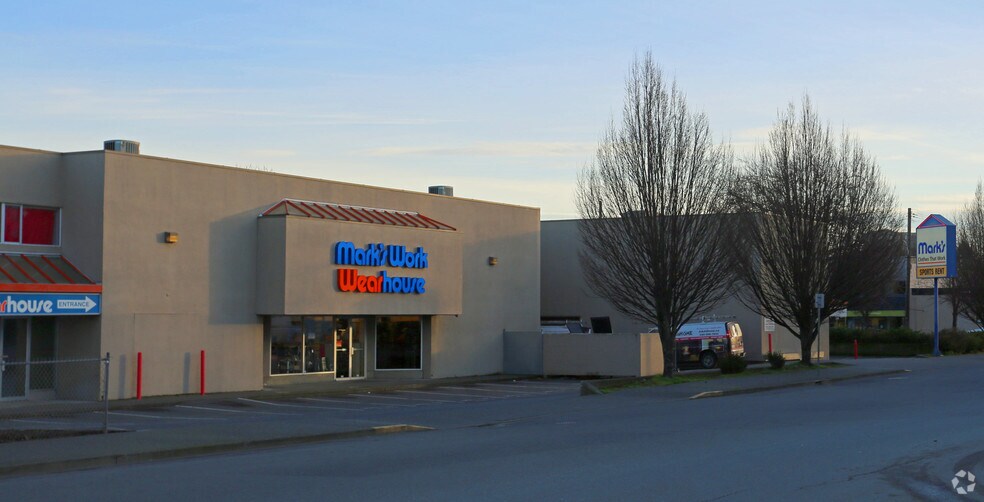 1950-1960 Government St, Victoria, BC à louer - Photo de l’immeuble – Image 3 sur 10