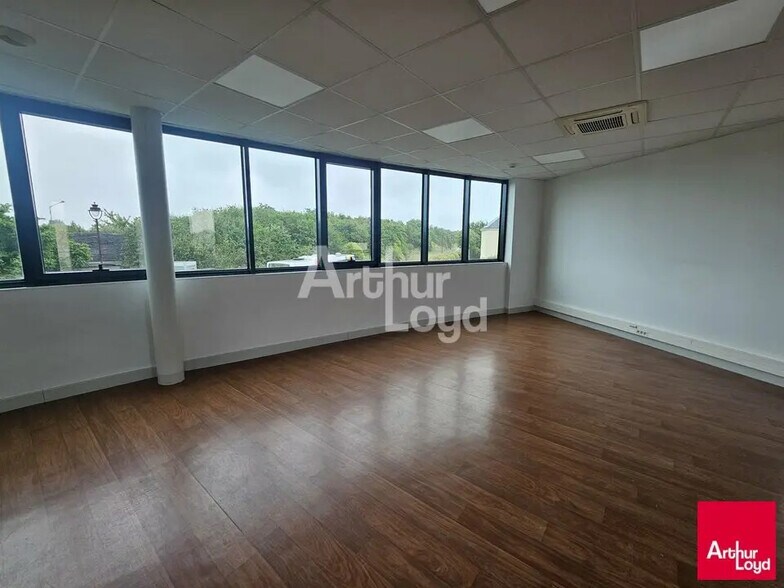 Bureau dans Angers à louer - Photo de l’immeuble – Image 2 sur 4