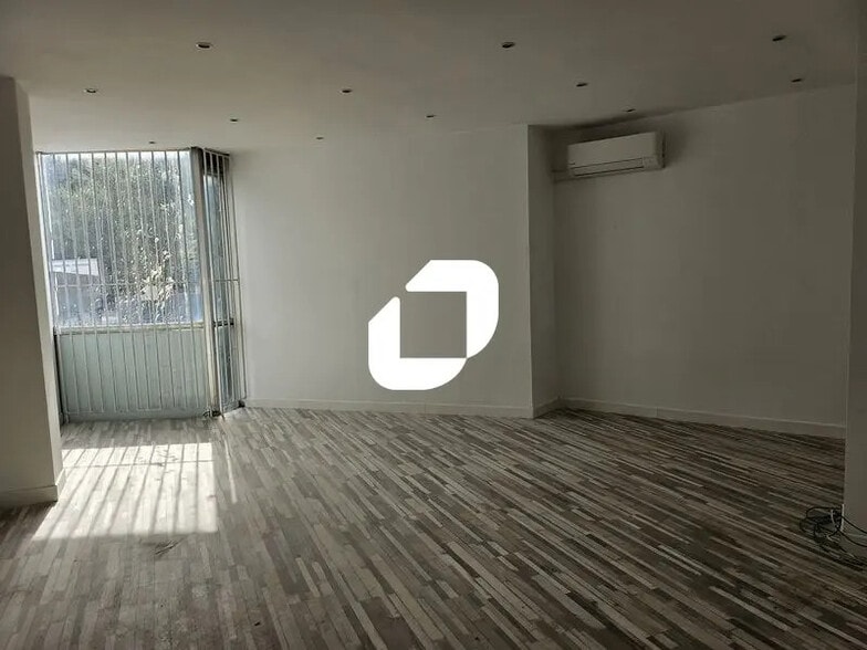 Bureau dans Saint-Jean-de-Védas à louer - Photo de l’immeuble – Image 3 sur 13