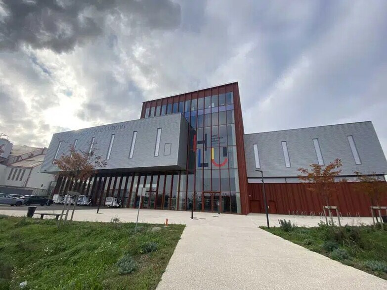Bureau dans Lyon à louer - Photo de l’immeuble – Image 2 sur 17