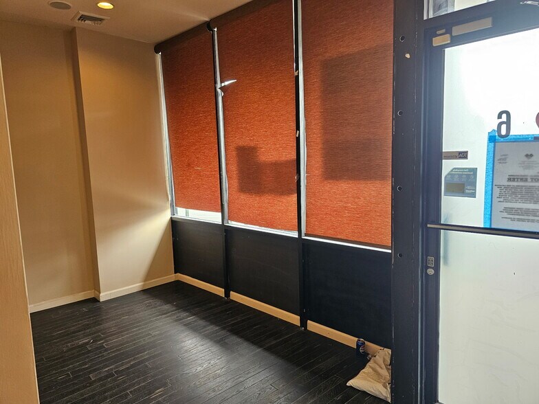 626 Willis Ave, Williston Park, NY à vendre - Photo intérieure – Image 3 sur 14