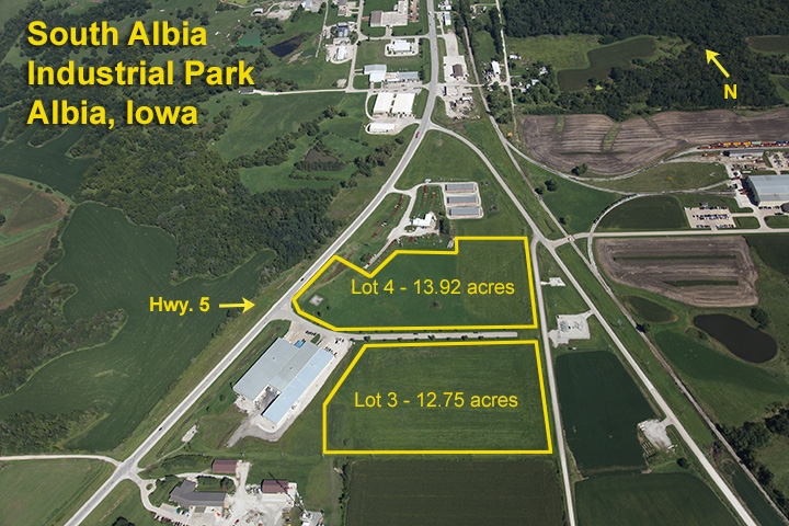27th Ave E, Albia, IA à vendre - Photo de l’immeuble – Image 2 sur 2