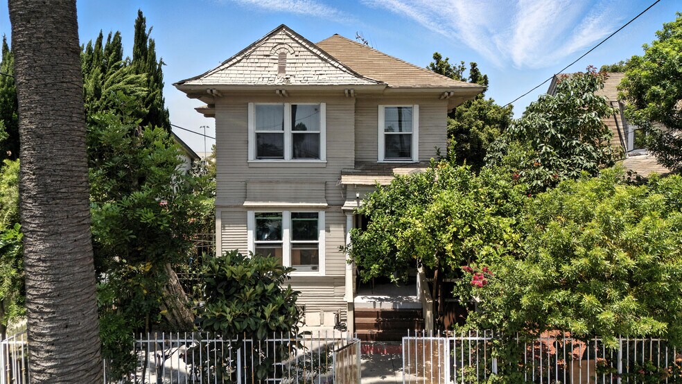 1715 Toberman St, Los Angeles, CA à vendre - Photo de l’immeuble – Image 2 sur 13