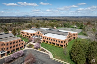2 Crossroads Dr, Bedminster, NJ - VUE AÉRIENNE  vue de carte - Image1