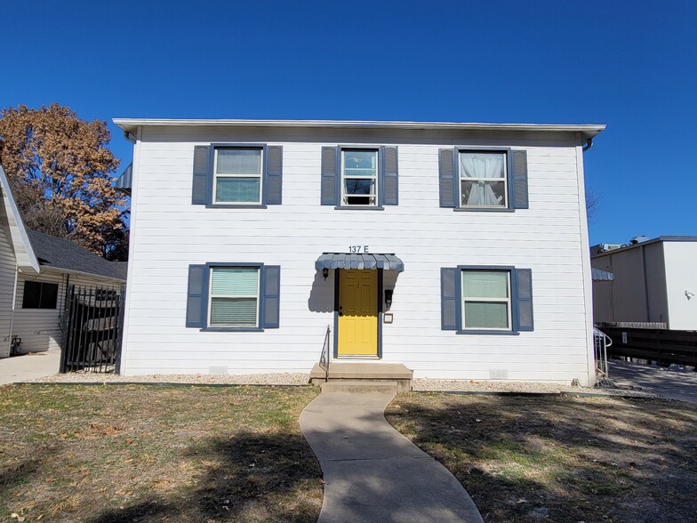 137 E Norwood Ct, San Antonio, TX à vendre - Photo de l’immeuble – Image 1 sur 30