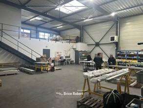 Local d’activités dans Chassieu à louer Photo intérieure– Image 1 sur 4