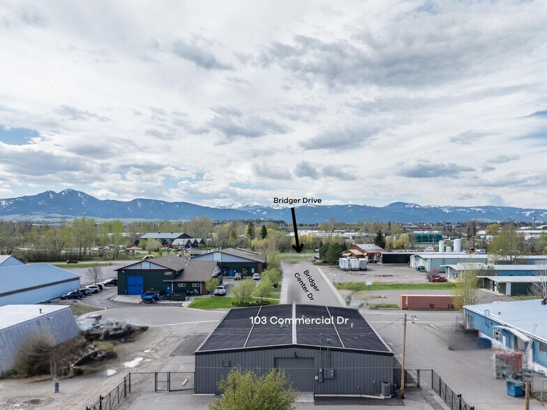103 Commercial Dr, Bozeman, MT à louer - Photo de l’immeuble – Image 2 sur 27