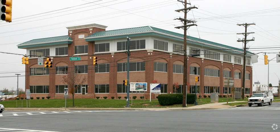 15901 Frederick Rd, Rockville, MD à vendre - Photo de l’immeuble – Image 2 sur 5