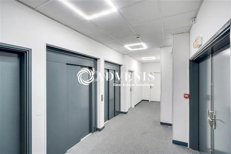 Bureau dans Chessy à vendre - Photo de l’immeuble – Image 3 sur 12