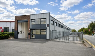 Plus de détails pour 3 Guinness Rd, Manchester - Industriel/Logistique à louer