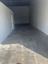 415-453 N Briery Rd, Irving, TX à louer Photo intérieure– Image 2 sur 7