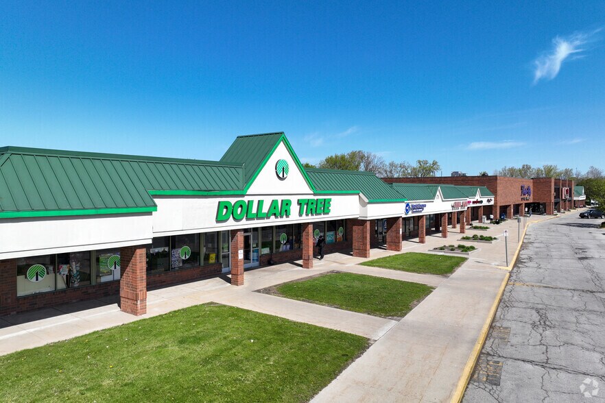 501-631 S Reed Rd, Kokomo, IN à louer - Photo principale – Image 2 sur 2