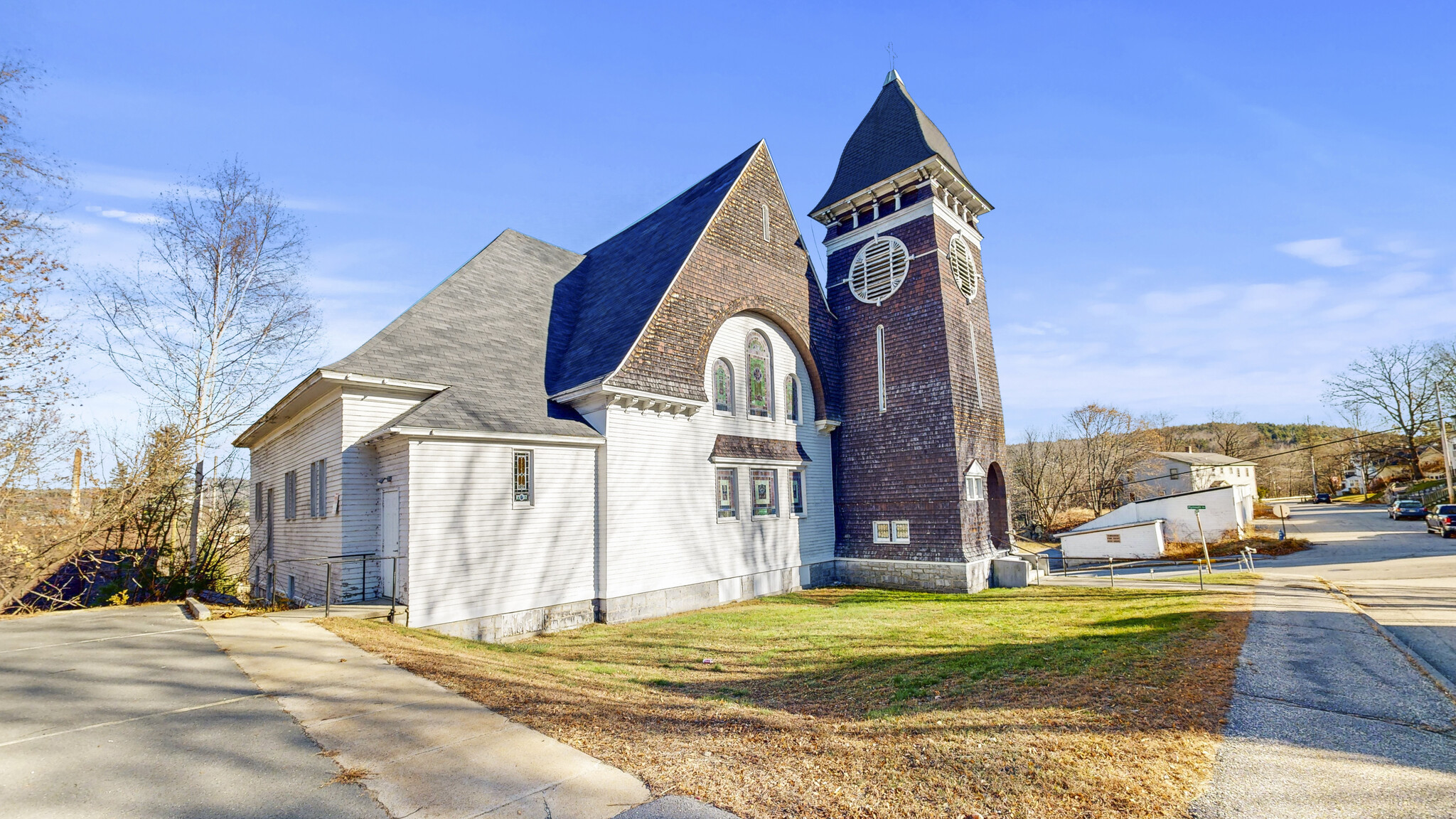 112 Washington St, Rumford, ME à vendre Photo principale– Image 1 sur 34