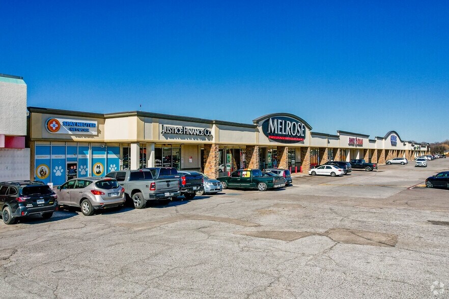 2223-2247 S Buckner Blvd, Dallas, TX à louer - Photo de l’immeuble – Image 1 sur 4