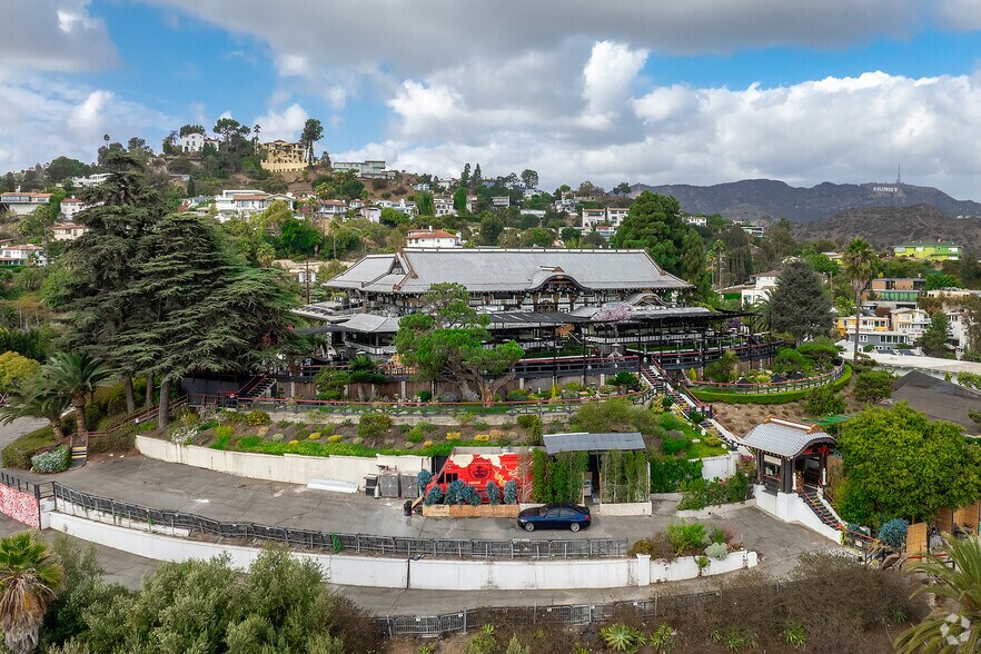 1999 N Sycamore Ave, Los Angeles, CA à vendre - Photo de l’immeuble – Image 2 sur 5