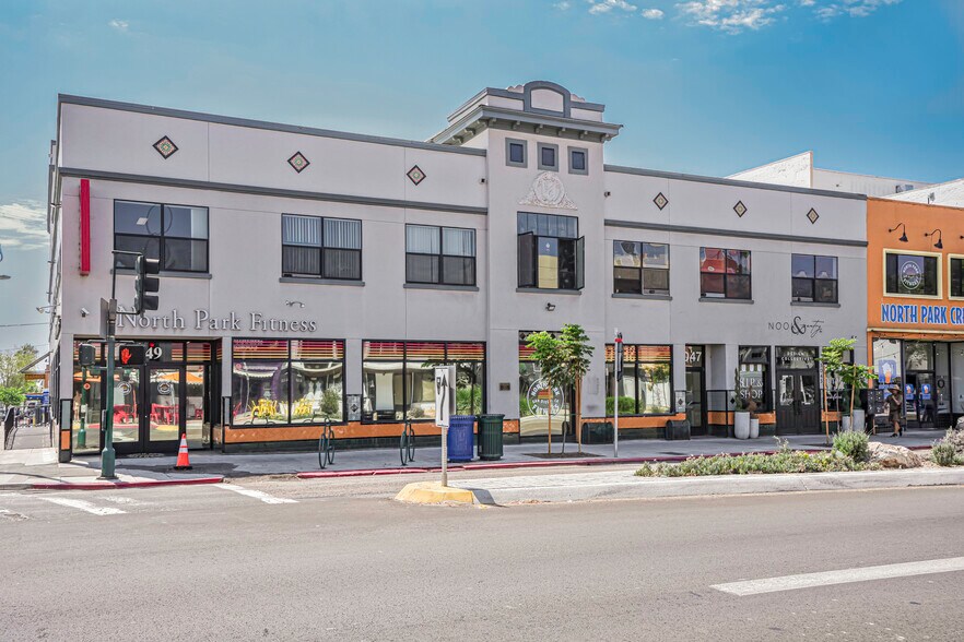 3039-3051 University Ave, San Diego, CA à louer - Photo de l’immeuble – Image 2 sur 8