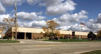 Plus de détails pour 1990-2014 E Devon Ave, Elk Grove Village, IL - Industriel/Logistique à vendre