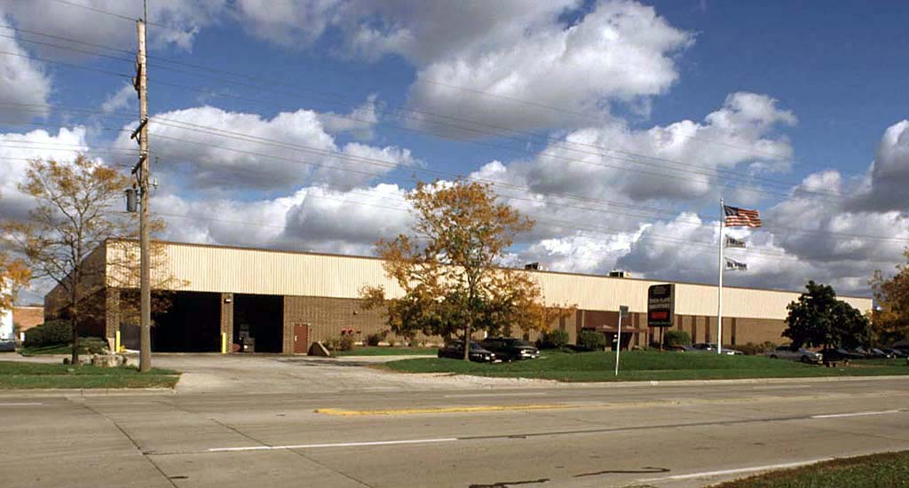 1990-2014 E Devon Ave, Elk Grove Village, IL à vendre Photo de l’immeuble– Image 1 sur 6