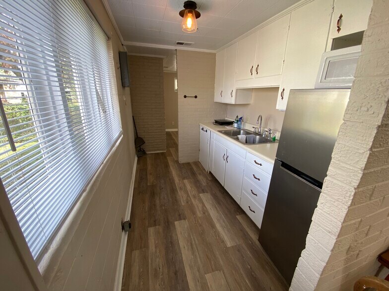 702 McKinley Ave NE, Huntsville, AL à vendre - Photo intérieure – Image 3 sur 41