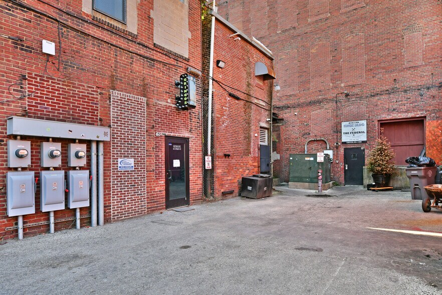 20-24 N Phelps St, Youngstown, OH à vendre - Photo de l’immeuble – Image 2 sur 50