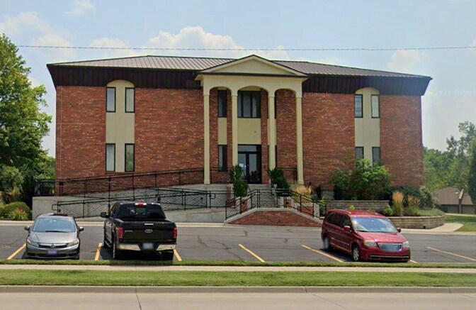 3545 SW 6th St, Topeka, KS à louer - Photo principale – Image 1 sur 6