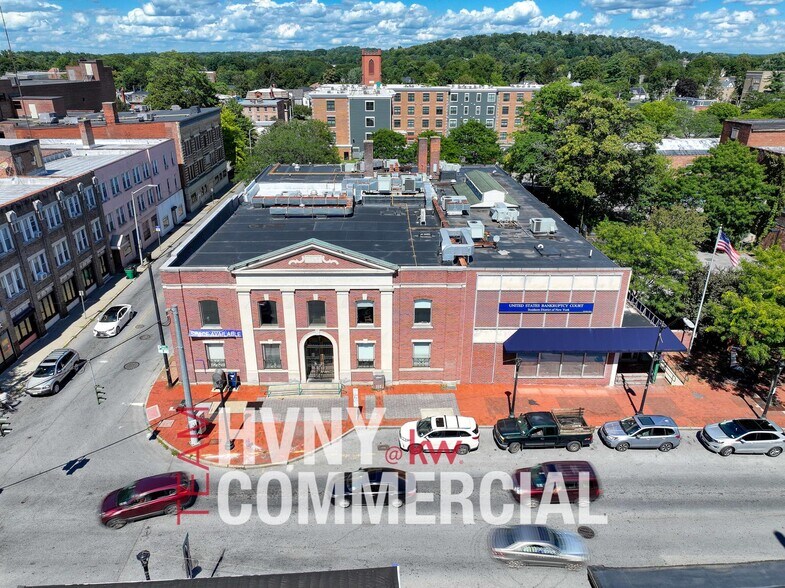 347 Main St, Poughkeepsie, NY à vendre - Photo de l’immeuble – Image 3 sur 8