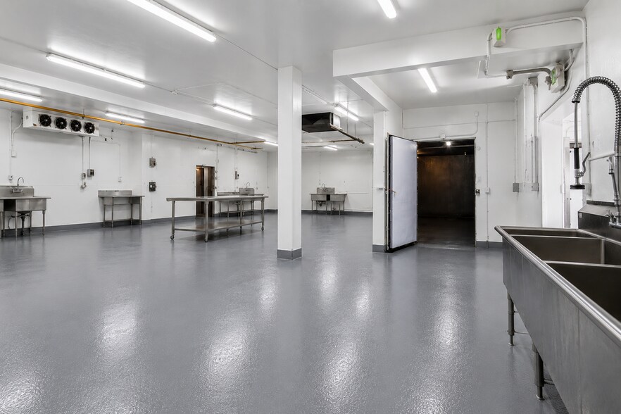 10650-10658 Burbank Blvd, North Hollywood, CA à vendre - Photo de l’immeuble – Image 1 sur 36