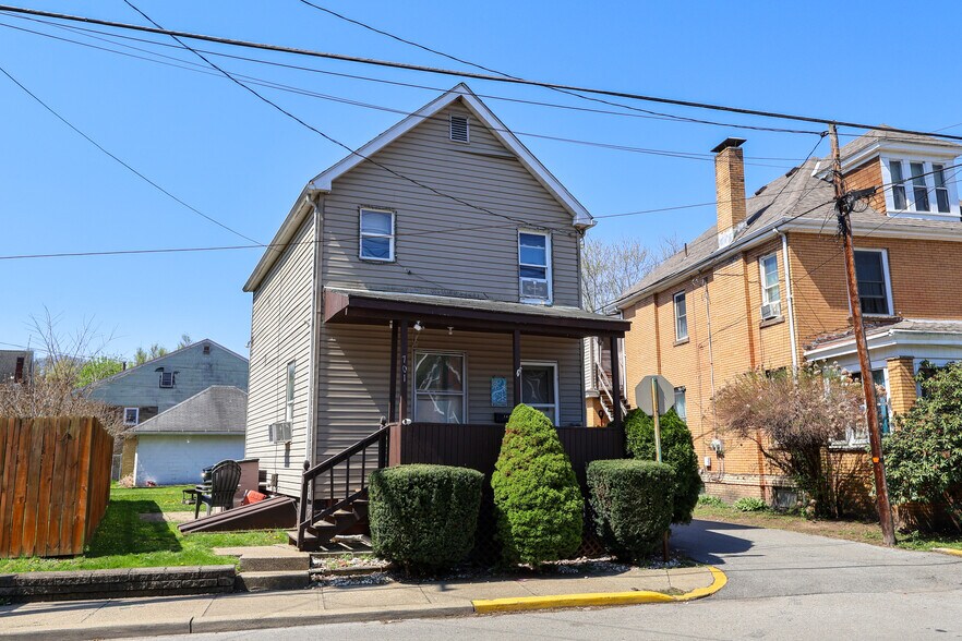 701 Woodward Ave, Kittanning, PA à vendre - Photo principale – Image 1 sur 1