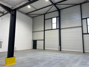 6 Avenue Du Vert Galant, SAINT-OUEN-L'AUMONE à louer Photo intérieure– Image 2 sur 10